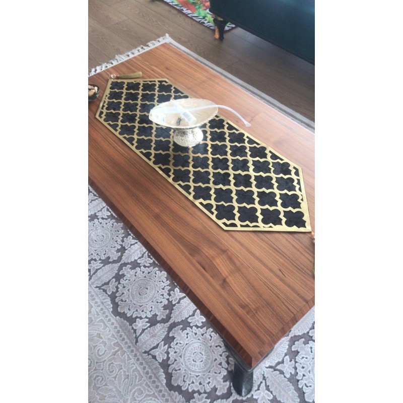 LÜX PETEK KADİFE SUNİ VARAKLI DERİLİ RUNNER 100X33 CM LÜX PETEK KADİFE SUNİ VARAKLI DERİLİ RUNNER 100X33 CM